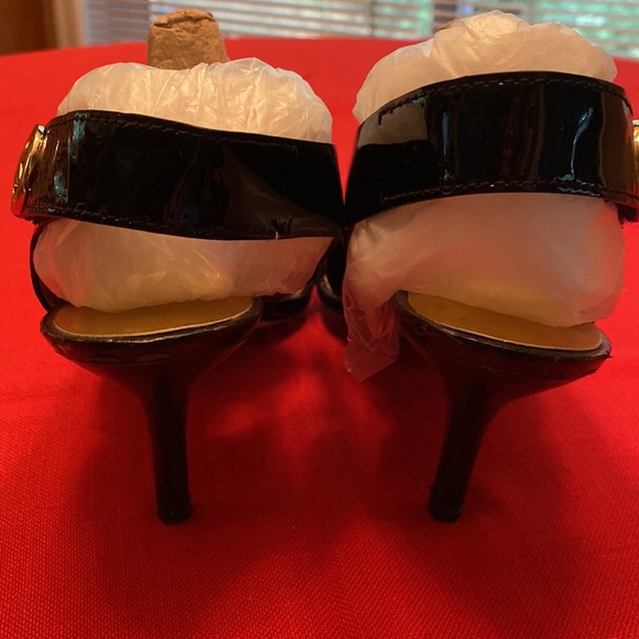Michael Kors Patent Leather Sandals - Picture 4 of 4